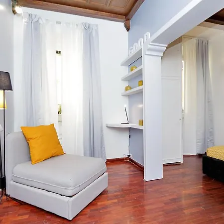 Laterano 238 * רומא